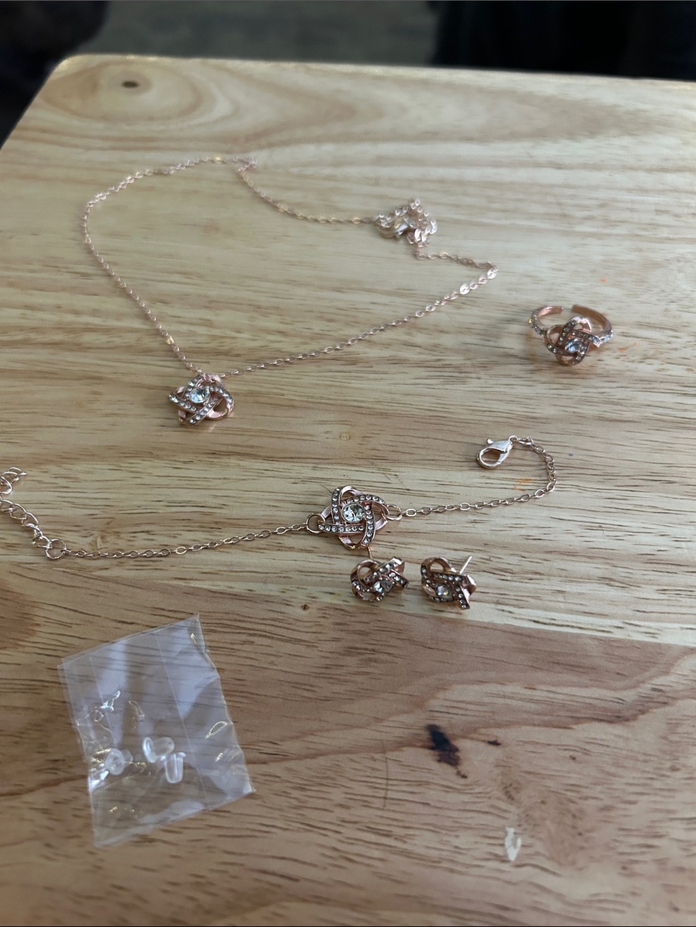 Rose Gold Knot Pendant Jewelry Set - Women